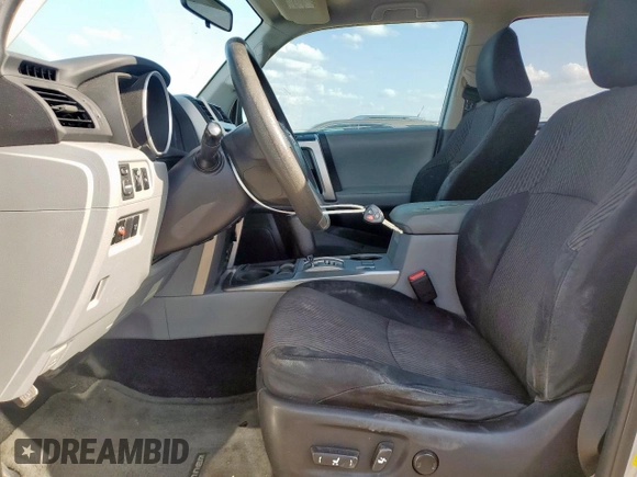 2012 Toyota 4Runner SR5 with VIN JTEZU5JR8C5045969, listed as a Copart auction lot 62117925 with 275,313 mi miles and Clean title. Bid and sale history available at DreamBid. Image 7.
