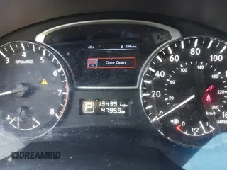 2015 Nissan Altima SL z VIN 1N4AL3AP1FC127345, wystawiony jako IAAI lot #42420834 z przebiegiem 134 391 mil mil oraz . Historia ofert i sprzedaży dostępna na DreamBid. Obrazek 7.