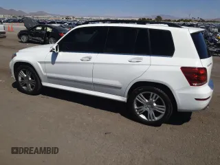 2015 Mercedes-Benz GLK 350 with VIN WDCGG5HB9FG403384, listed as a Copart auction lot 70284464 with 30,007 mi miles and Salvage Title. Bid and sale history available at DreamBid. Image 2.