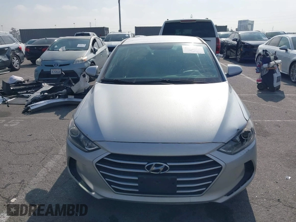 2018 Hyundai Elantra SEL z VIN 5NPD84LFXJH305253, wystawiony jako IAAI lot #42078772 z przebiegiem 122 065 mil mil oraz . Historia ofert i sprzedaży dostępna na DreamBid. Obrazek 13.