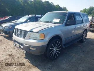 2005 Ford Expedition Special Service with VIN 1FMPU15575LA26271, listed as a IAAI auction lot 42378940 with 175,802 mi miles and . Bid and sale history available at DreamBid. Image 17.