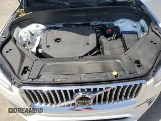 2024 Volvo XC90 Ultimate Bright Theme with VIN YV4062PF3R1200508, listed as a Copart auction lot 66933834 with 5,651 mi miles and Salvage Title. Bid and sale history available at carsss.com. Image 12.