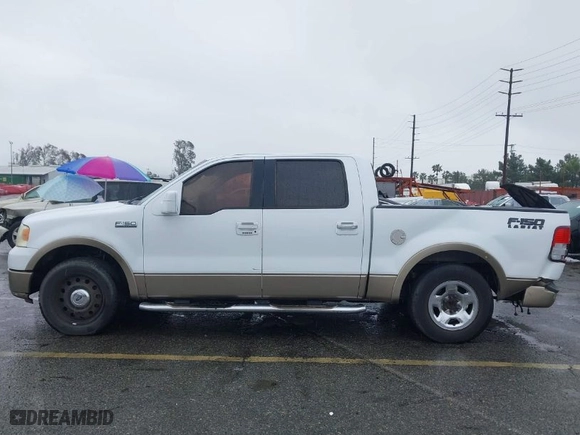 2005 Ford F-150 XLT with VIN 1FTPW12585KC40873, listed as a IAAI auction lot 41580374 with 161,954 mi miles. Bid and sale history available at carsss.com. Image 14.
