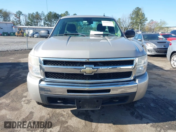 2009 Chevrolet Silverado 1500 1LT with VIN 1GCEK14099Z149726, listed as a IAAI auction lot 41940918 with 127,155 mi miles and . Bid and sale history available at DreamBid. Image 12.