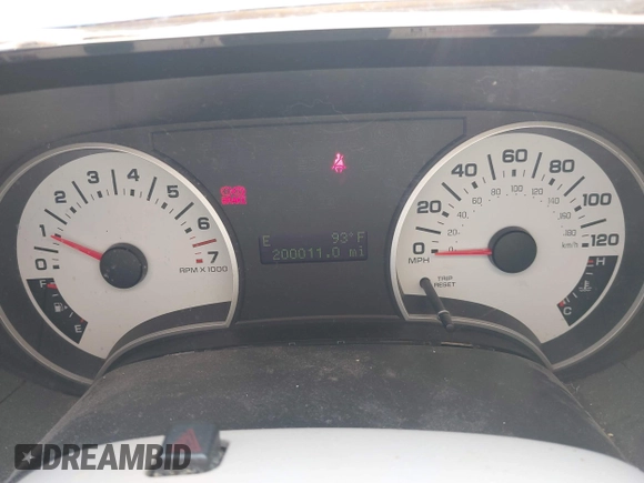 2007 Ford Explorer Sport Trac XLT z VIN 1FMEU51K97UA12704, wystawiony jako IAAI lot #42305357 z przebiegiem 200 011 mil mil oraz . Historia ofert i sprzedaży dostępna na DreamBid. Obrazek 7.