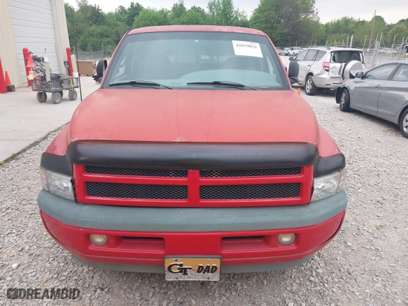 1998 Dodge Ram 1500 with VIN 3B7HC13Y5WG166701, listed as a IAAI auction lot 42059031 with 218,840 mi miles. Bid and sale history available at carsss.com. Image 6.