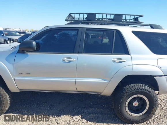 2004 Toyota 4Runner SR5 with VIN JTEBU14R040047039, listed as a IAAI auction lot 41998226 with 225,061 mi miles and . Bid and sale history available at DreamBid. Image 14.