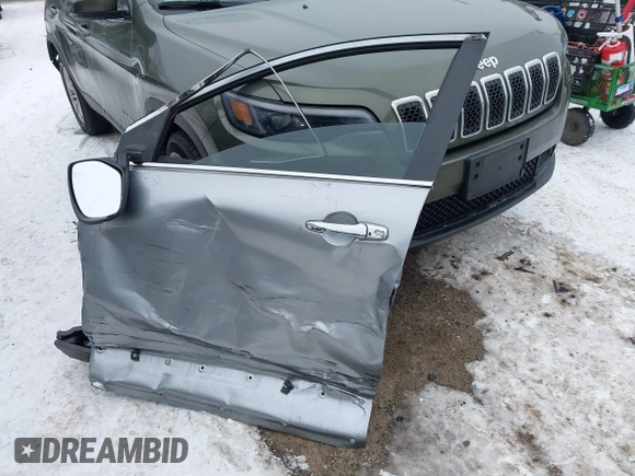2012 Mazda CX-9 Grand Touring with VIN JM3TB3DV2C0353558, listed as a IAAI auction lot 41397266 with 158,843 mi miles and . Bid and sale history available at DreamBid. Image 12.