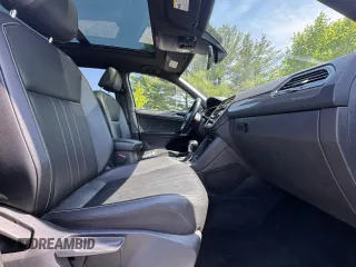2022 Volkswagen Tiguan SE R-Line Black with VIN 3VVCB7AX3NM131, listed as a Copart auction lot 57200955 with 192,171 mi miles and Clean title. Bid and sale history available at DreamBid. Image 5.