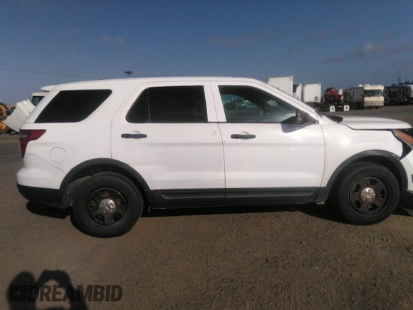 2013 Ford Utility Police Interceptor with VIN 1FM5K8AR7DGC25908, listed as a IAAI auction lot 42003694 with 137,422 mi miles. Bid and sale history available at carsss.com. Image 13.