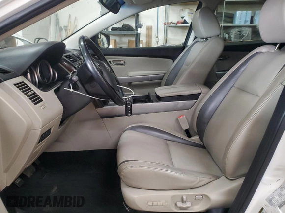 2010 Mazda CX-9 Grand Touring z VIN JM3TB3MA8A0203402, wystawiony jako Copart lot #52953665 z przebiegiem 182 253 mil mil oraz Szkoda całkowita • Salvage title. Historia ofert i sprzedaży dostępna na DreamBid. Obrazek 7.