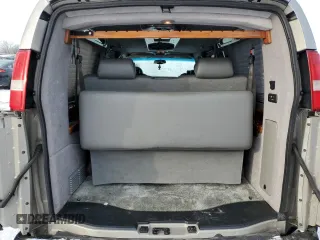 2004 GMC Savana Cargo Van YF7 Upfitter with VIN 1GDFG15T341134365, listed as a Copart auction lot 45971155 with 117,966 mi miles and Salvage Title. Bid and sale history available at carsss.com. Image 10.