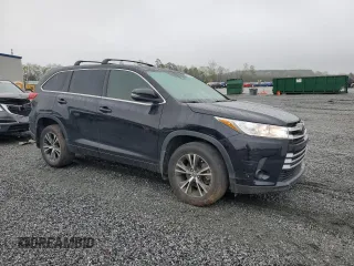 2017 Toyota Highlander LE z VIN 5TDBZRFH4HS436049, wystawiony jako Copart lot #51210145 z przebiegiem 109 492 mil mil oraz Szkoda całkowita • Salvage title. Historia ofert i sprzedaży dostępna na DreamBid. Obrazek 4.