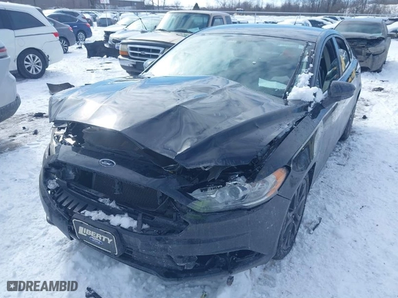 2018 Ford Fusion SE with VIN 3FA6P0H71JR114667, listed as a IAAI auction lot 41621378 with NaN miles. Bid and sale history available at carsss.com. Image 6.