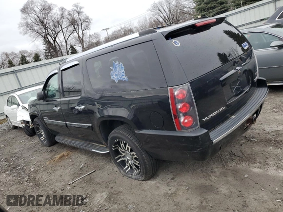 2008 GMC Yukon XL z VIN 1GKFK66858J167629, wystawiony jako Copart lot #50407075 z przebiegiem 182 832 mil mil oraz Szkoda całkowita • Salvage title. Historia ofert i sprzedaży dostępna na DreamBid. Obrazek 2.