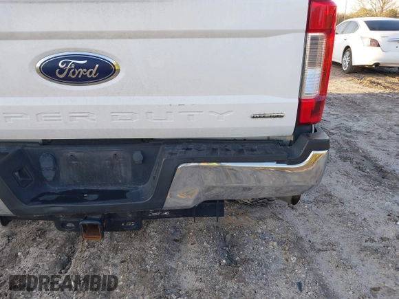 2019 Ford F-250 XL with VIN 1FT7W2B63KEE34610, listed as a IAAI auction lot 41698516 with 118,110 mi miles and . Bid and sale history available at DreamBid. Image 21.