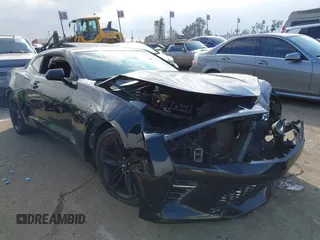 2018 Chevrolet Camaro 1LT z VIN 1G1FB1RS2J0124764, wystawiony jako IAAI lot #41428337 z przebiegiem 80 754 mil mil oraz . Historia ofert i sprzedaży dostępna na DreamBid. Obrazek 1.