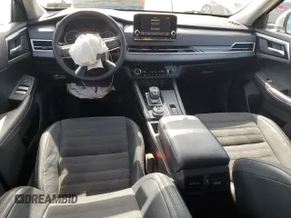 2023 Mitsubishi Outlander SE z VIN JA4J4UA8XPZ030868, wystawiony jako Copart lot #54826715 z przebiegiem 48 777 mil mil oraz Szkoda całkowita • Salvage title. Historia ofert i sprzedaży dostępna na DreamBid. Obrazek 8.
