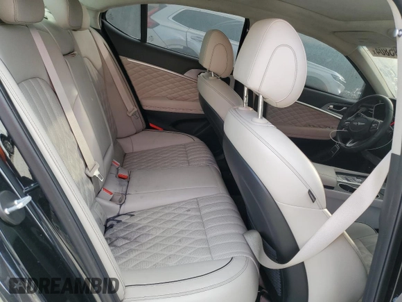 2021 Genesis G70 2.0T z VIN KMTG44LA7MU066768, wystawiony jako Copart lot #79995804 z przebiegiem 19 460 mil mil oraz Nie do naprawy • Non repairable. Historia ofert i sprzedaży dostępna na DreamBid. Obrazek 10.