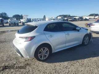 2021 Toyota Corolla Hatchback SE with VIN JTNB4MBEXM3104847, listed as a Copart auction lot 88339765 with 80,887 mi miles and Salvage Title. Bid and sale history available at carsss.com. Image 3.