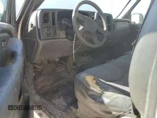 2005 Chevrolet Silverado 1500 Work Truck with VIN 1GCEC14Z05Z150138, listed as a Copart auction lot 70195914 with Not Provided miles and Salvage Title. Bid and sale history available at carsss.com. Image 8.
