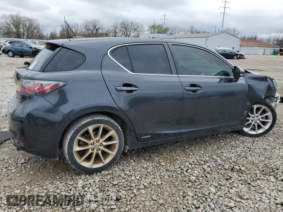 2011 Lexus CT 200h z VIN JTHKD5BH3B2004045, wystawiony jako Copart lot #51083395 z przebiegiem 155 267 mil mil oraz Szkoda całkowita • Salvage title. Historia ofert i sprzedaży dostępna na DreamBid. Obrazek 3.