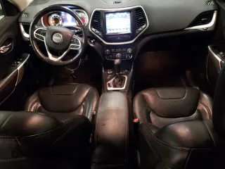 2017 Jeep Cherokee Trailhawk L Plus with VIN 1C4PJMBS0HD225346, listed as a Copart auction lot 85757134 with 81,810 mi miles and Salvage Title. Bid and sale history available at carsss.com. Image 8.