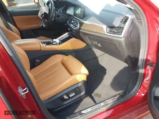 2022 BMW X6 xDrive40i with VIN 5UXCY6C02N9N38589, listed as a IAAI auction lot 41450102 with 1 mi miles. Bid and sale history available at carsss.com. Image 5.