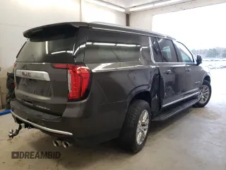 2021 GMC Yukon XL Denali with VIN 1GKS1JKL5MR212742, listed as a Copart auction lot 40676213 with 38,544 mi miles and Clean Title. Bid and sale history available at carsss.com. Image 3.