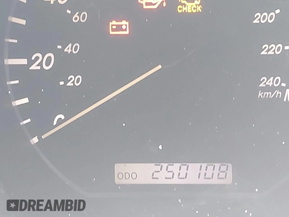 2007 Lexus RX with VIN 2T2GK31U07C012074, listed as a IAAI auction lot 41682824 with 250,108 mi miles and . Bid and sale history available at carsss.com. Image 15.