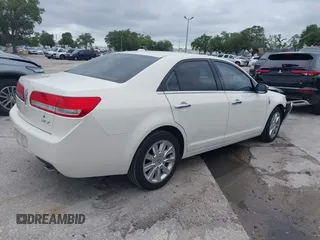 2012 Lincoln MKZ with VIN 3LNHL2GC1CR827429, listed as a IAAI auction lot 41993400 with 92,153 mi miles. Bid and sale history available at carsss.com. Image 4.