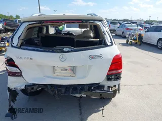 2015 Mercedes-Benz GLK 350 with VIN WDCGG5HB4FG411764, listed as a IAAI auction lot 41954685 with Not Provided miles and . Bid and sale history available at DreamBid. Image 17.