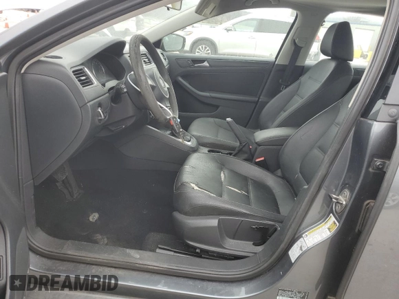 2012 Volkswagen Jetta SE с VIN 3VWDX7AJ5CM421661, выставлен на аукционе Copart как лот 43780175 с пробегом 180 145 миль миль и Списание • Salvage title. История ставок и продаж доступна на DreamBid. Изображение 7.
