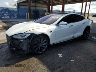 2017 Tesla Model S 100D с VIN 5YJSA1E21HF229936, выставлен на аукционе Copart как лот 54734955 с пробегом 125 511 миль миль и Списание • Salvage title. История ставок и продаж доступна на DreamBid. Изображение 1.