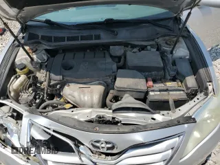 2011 Toyota Camry LE z VIN 4T4BF3EK0BR092145, wystawiony jako Copart lot #58713825 z przebiegiem 133 324 mil mil oraz Szkoda całkowita • Salvage title. Historia ofert i sprzedaży dostępna na DreamBid. Obrazek 11.