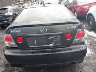 2003 Lexus IS 300/350 with VIN JTHBD192430067307, listed as a IAAI auction lot 41286651 with 271,741 mi miles and . Bid and sale history available at DreamBid. Image 16.