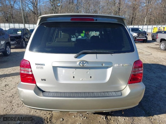 2002 Toyota Highlander with VIN JTEGF21A420061415, listed as a IAAI auction lot 41788302 with 135,412 mi miles. Bid and sale history available at carsss.com. Image 17.