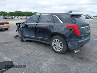 2018 Cadillac XT5 FWD z VIN 1GYKNARS3JZ137039, wystawiony jako IAAI lot #41667581 z przebiegiem 98 281 mil mil oraz . Historia ofert i sprzedaży dostępna na DreamBid. Obrazek 3.