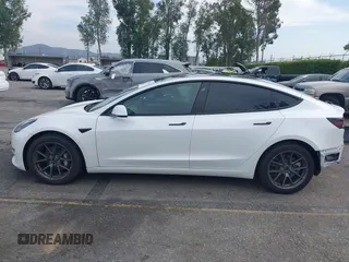 2021 Tesla Model 3 Long Range with VIN 5YJ3E1EB7MF089524, listed as a IAAI auction lot 42023474 with 19,757 mi miles and . Bid and sale history available at carsss.com. Image 15.