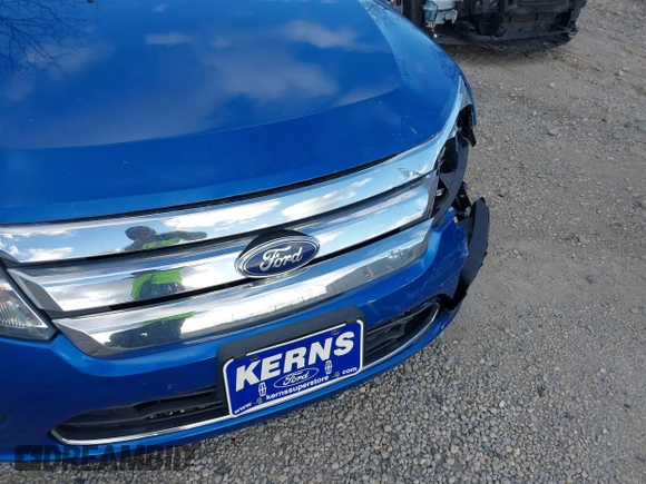 2011 Ford Fusion SE with VIN 3FAHP0HA3BR120444, listed as a IAAI auction lot 42031478 with 132,401 mi miles. Bid and sale history available at carsss.com. Image 19.
