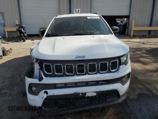 2025 Jeep Compass Latitude с VIN 3C4NJDBN3ST555355, выставлен на аукционе Copart как лот 59007635 с пробегом 5 355 миль миль и Списание • Salvage title. История ставок и продаж доступна на DreamBid. Изображение 5.