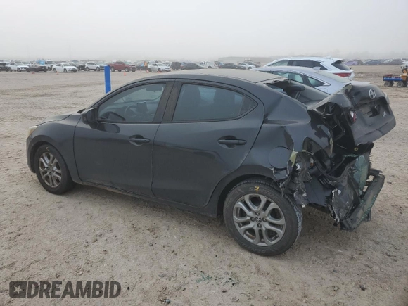 2016 Scion iA z VIN 3MYDLBZV8GY100948, wystawiony jako Copart lot #53285015 z przebiegiem 192 027 mil mil oraz Szkoda całkowita • Salvage title. Historia ofert i sprzedaży dostępna na DreamBid. Obrazek 2.