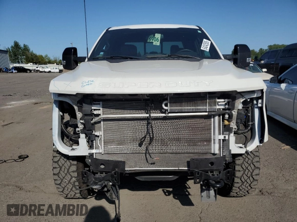 2022 Ford F-350 XL with VIN 1FT8W3BT2NEC89662, listed as a Copart auction lot 54242585 with 14,369 mi miles and Salvage title. Bid and sale history available at DreamBid. Image 5.