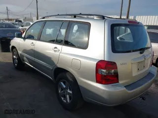 2007 Toyota Highlander with VIN JTEGD21A070165381, listed as a IAAI auction lot 41402061 with 157,091 mi miles. Bid and sale history available at carsss.com. Image 3.