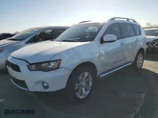 2013 Mitsubishi Outlander SE with VIN JA4AS3AW3DU007746, listed as a Copart auction lot 47598975 with 127,784 mi miles and Clean Title. Bid and sale history available at carsss.com. Image 1.