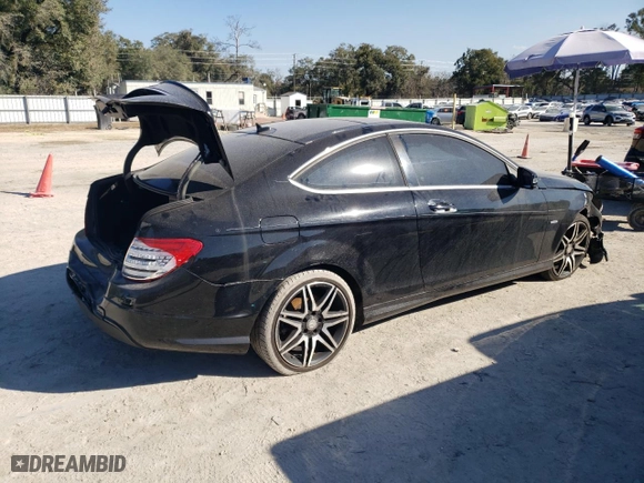 2015 Mercedes-Benz C-Class C 250 with VIN WDDGJ4HBXFG405037, listed as a Copart auction lot 44010175 with 138,266 mi miles and Salvage Title. Bid and sale history available at carsss.com. Image 3.