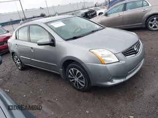 2012 Nissan Sentra SL z VIN 3N1AB6AP4CL741470, wystawiony jako IAAI lot #39194056 z przebiegiem 119 391 mil mil oraz . Historia ofert i sprzedaży dostępna na DreamBid. Obrazek 1.