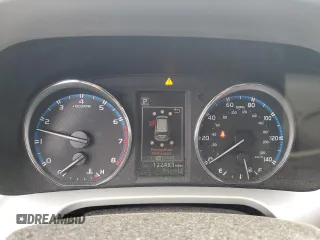 2016 Toyota RAV4 Limited with VIN 2T3DFREVXGW495077, listed as a Copart auction lot 55533505 with 122,483 mi miles and Salvage title. Bid and sale history available at DreamBid. Image 9.