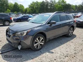 2018 Subaru Outback Limited z VIN 4S4BSAKCXJ3236618, wystawiony jako Copart lot #59585115 z przebiegiem 62 825 mil mil oraz Szkoda całkowita • Salvage title. Historia ofert i sprzedaży dostępna na DreamBid. Obrazek 1.