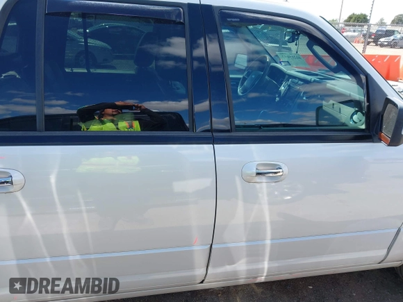 2010 Ford Expedition Max Limited с VIN 1FMJK2A50AEB72632, выставлен на аукционе IAAI как лот 42215693 с пробегом 150 346 миль миль и . История ставок и продаж доступна на DreamBid. Изображение 13.